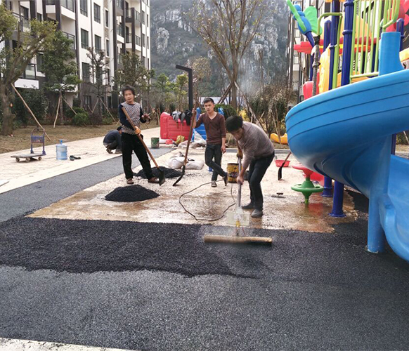 幼兒園跑道塑膠價格