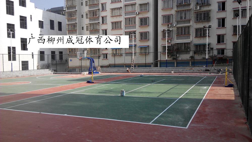 網(wǎng)球場地板膠材料批發(fā).jpg